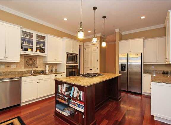 5th image of 1725 Canyon Oaks Dr