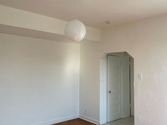4th image of 3444 Louisiana Ave #A