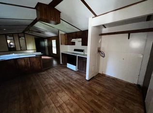 311 Woodmarsh Ln, Seneca, SC 29672