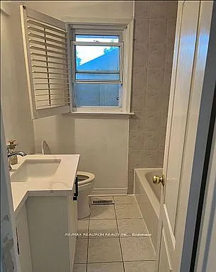 49 Janray Dr — Photo 7