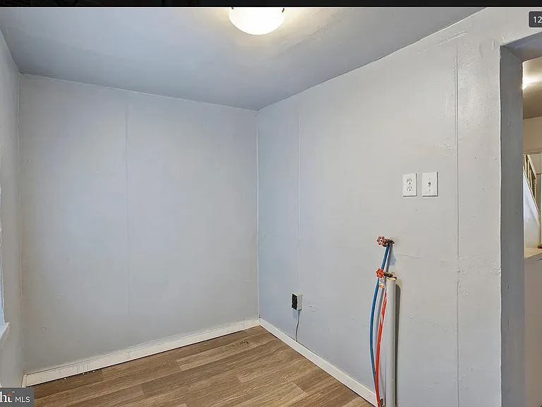 857 E Willard St — Photo 7
