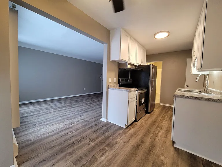 St. Anthony Park Apartments — Photo 12