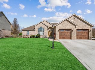 1544 Foxhaven Dr, Kokomo, IN 46902