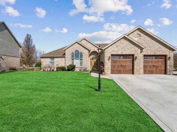 1544 Foxhaven Dr, Kokomo, IN 46902