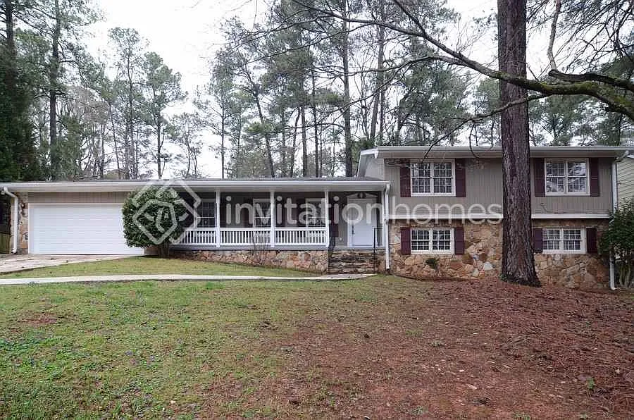 1360 Hampton Hall Dr NE Atlanta, GA 30319 — Photo 1