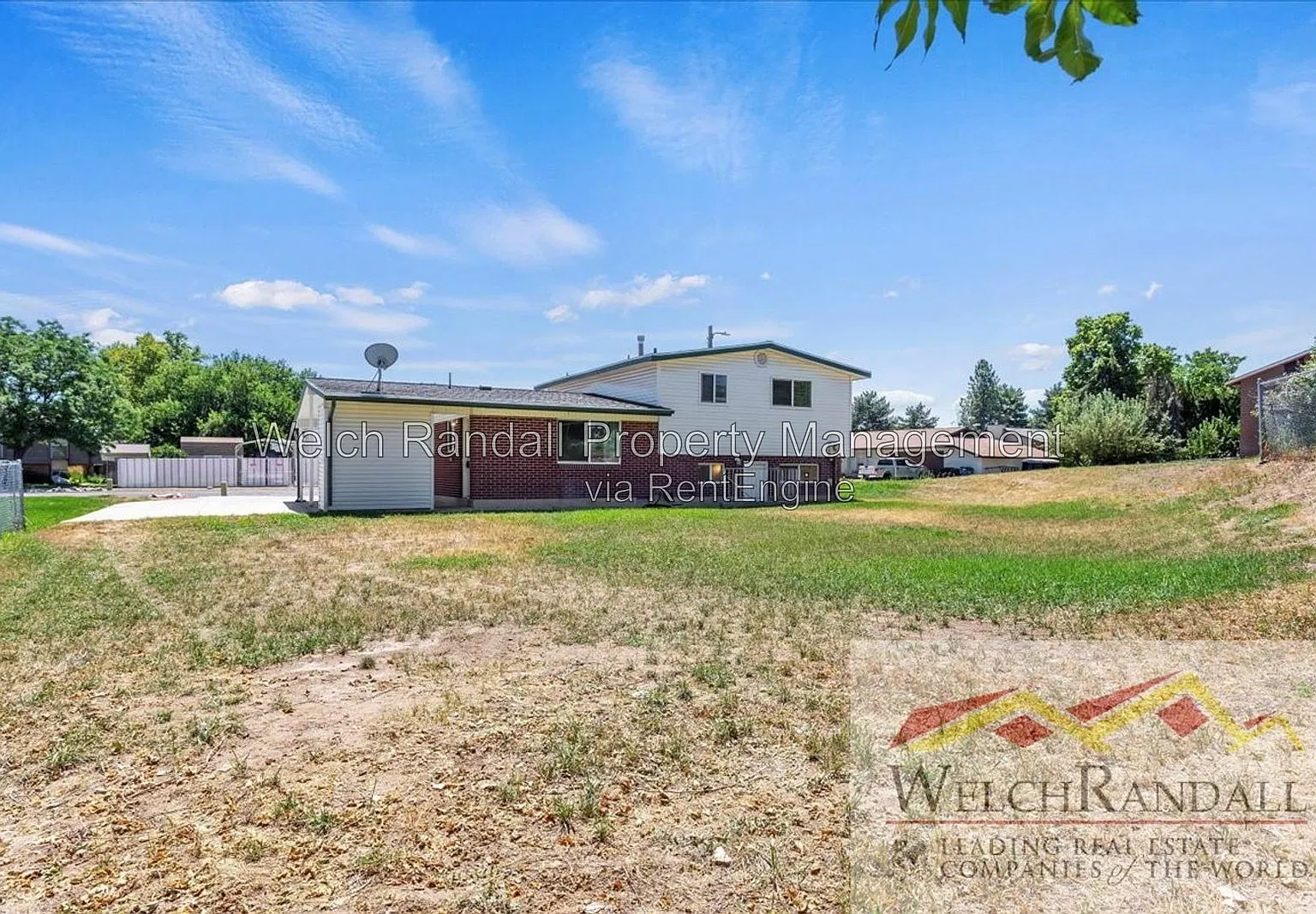 3 bed, 2.0 bath, 1053 sqft, $1,945 — Photo 3
