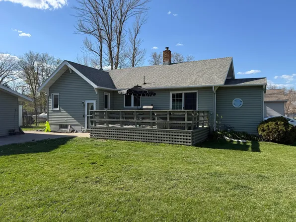 119 3rd St SW, Ulen, MN 56585