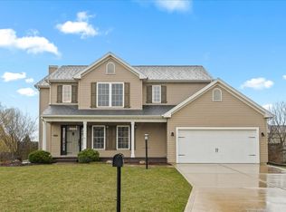 808 Chickory Dr, Champaign, IL