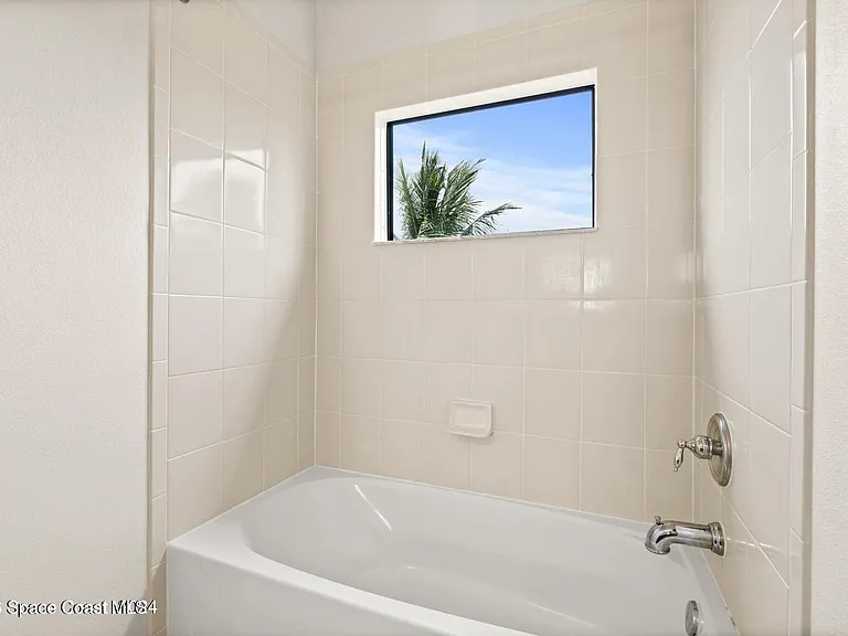 765 Ventura Dr — Photo 23