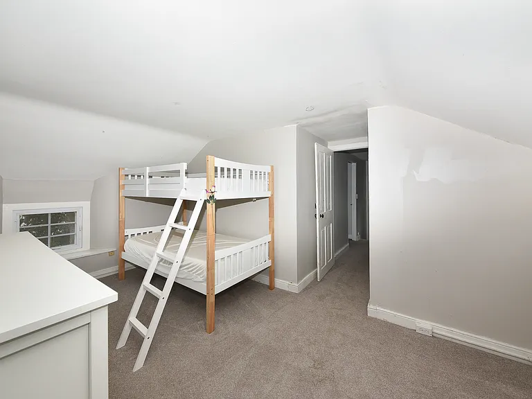 966 Paige Ct — Photo 34