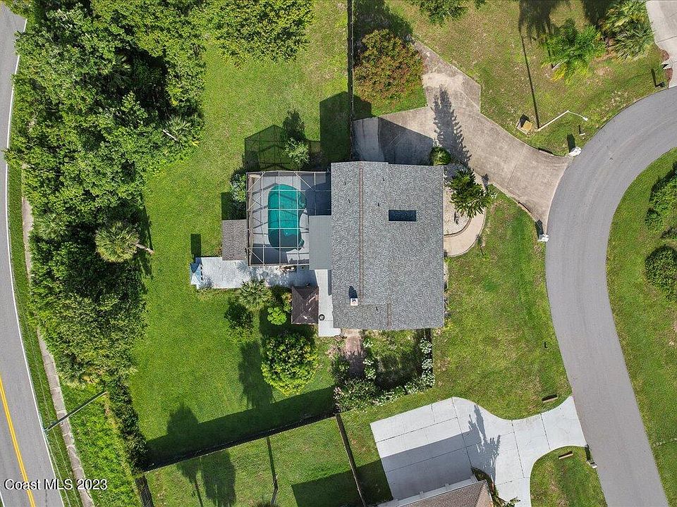 1st image of 625 Sommers Hammock Ln
