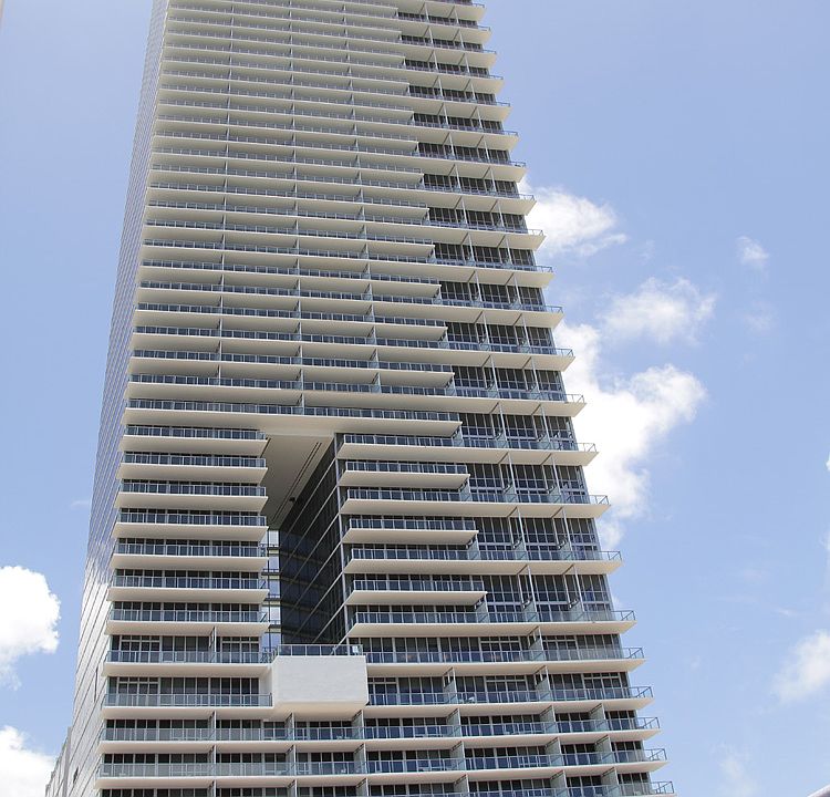 2nd image of 1100 Biscayne Blvd Unit 6101