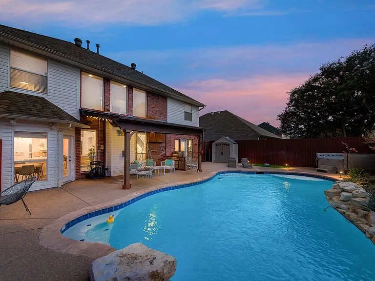 3933 Wisteria Ln — Photo 31