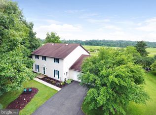 1596 Brechbill Rd, Chambersburg, PA 17202