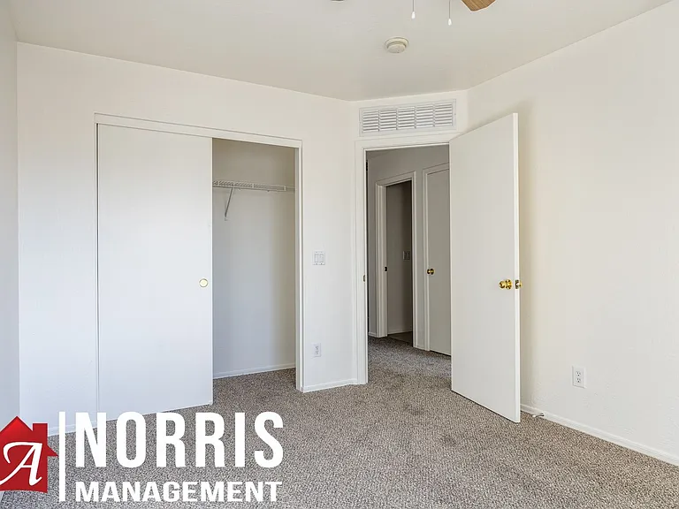 1632 E Cardinal Dr — Photo 14