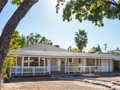 525 Country Club Ln, San Bernardino, CA, 92404