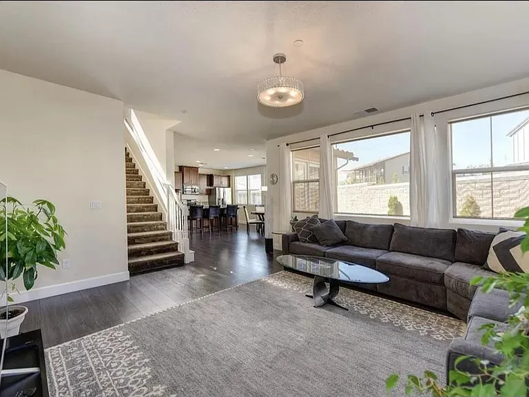 1393 Folsom Meadows Cir — Photo 3