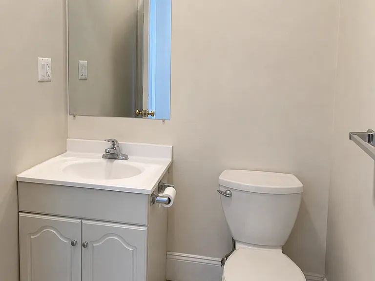 15 Sewall St #2 — Photo 8