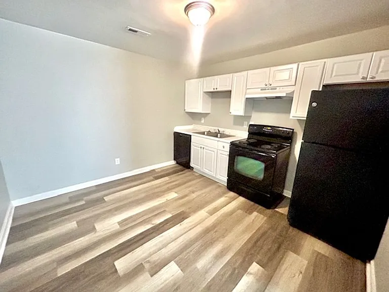 4523 Foster Ave SW — Photo 14