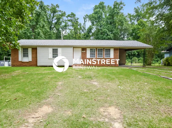 5084 Oak Leaf Cir, Adamsville, AL 35005