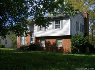 2700 Scarlet Cres, Charlotte, NC 28273