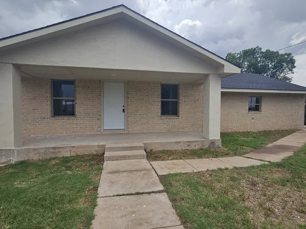 208 S Grand Ave, Martha, OK 73556