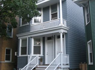 2427 W Cullom Ave, Chicago, IL 60618