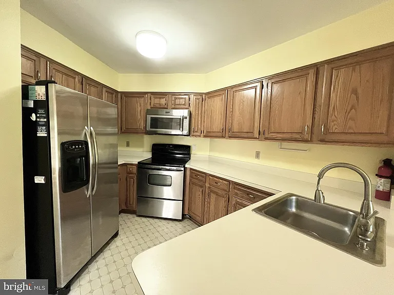 2134 Kings Garden Way #357 — Photo 8