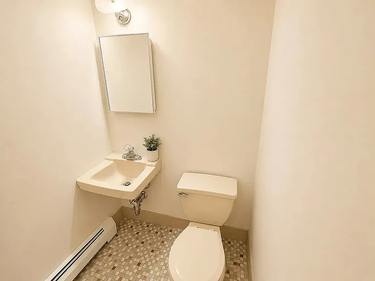 75-17 Caldwell Ave #3R — Photo 8