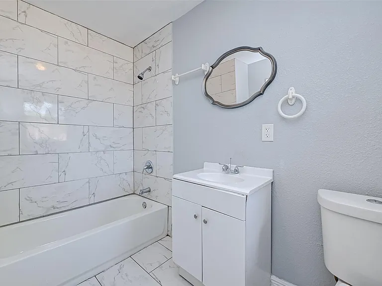 5859 Westover St — Photo 8