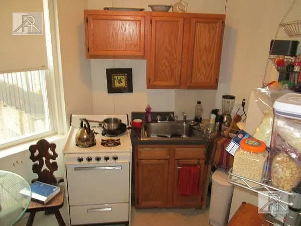 5 Walbridge St #9 — Photo 3