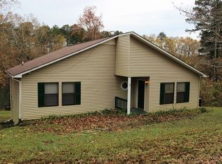 180 W Lake Dr, Fulton, MS 38843