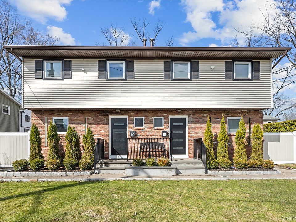 1st image of 10 Sneden Court