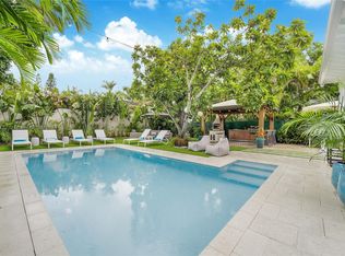 320 SW 24th Rd, Miami, FL 33129