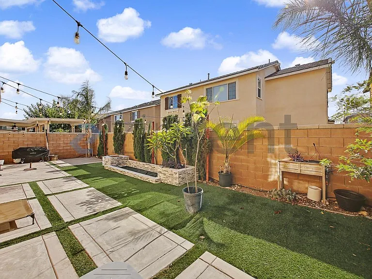 5394 Delaney Way — Photo 36