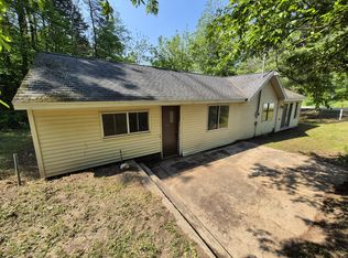 2468 N Mundy Ave, White Cloud, MI