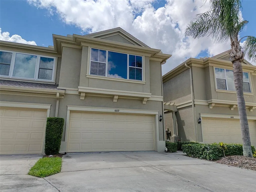 2 bed, 2.5 bath, 1730 sqft, $2,500 — Photo 3
