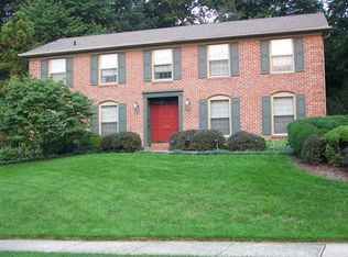 3100 Round Hill Rd, York, PA 17402