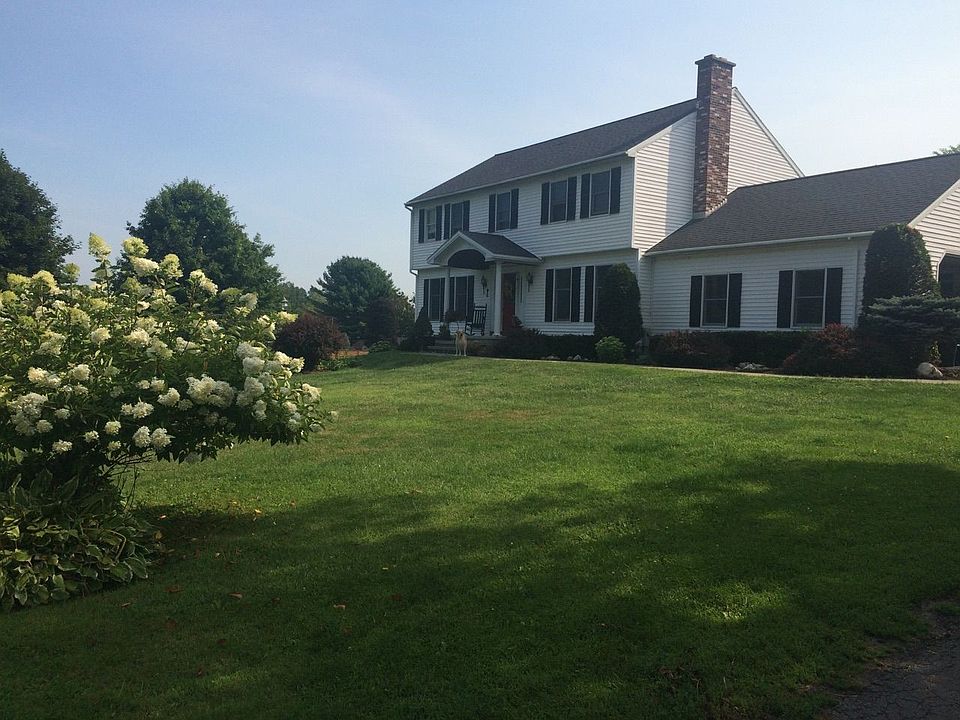 1st image of 14 Butternut Hill Dr