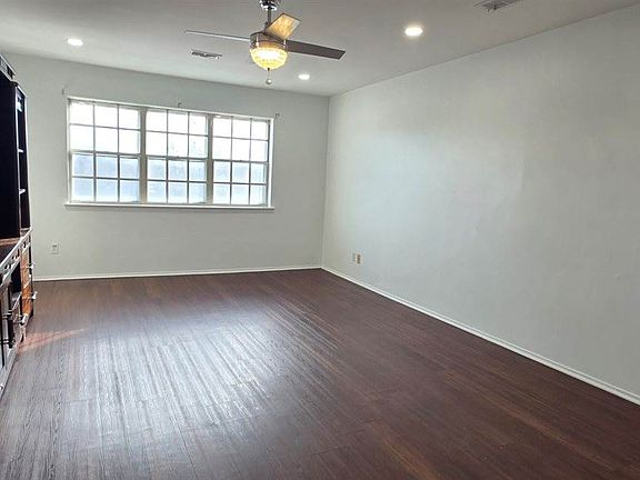 5th image of 50 Greenhouse Rd Unit 65D