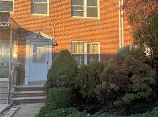 15041 61st Rd, Flushing, NY 11367