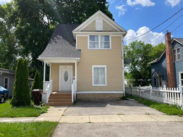 112 W 2nd St, Belvidere, IL 61008