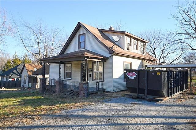 1st image of 1605 S Vermont Ave