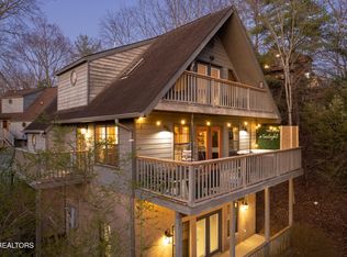 2734 Timber Way, Pigeon Forge, TN 37863