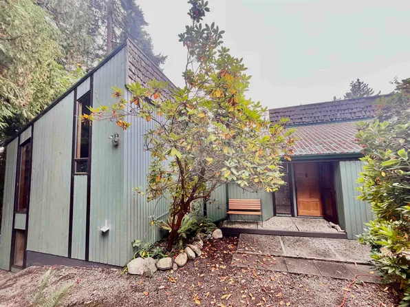 12835 Gulfview Rd, Sunshine Coast, BC V0N 2H1