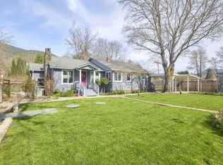 8288 Rogue River Hwy, Grants Pass, OR 97527