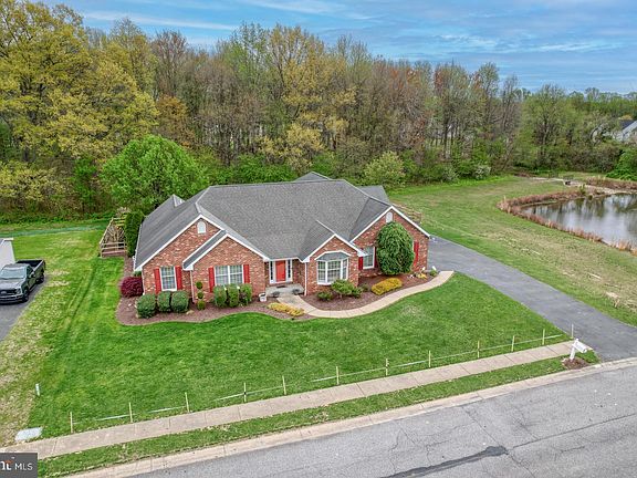 4th image of 113 Megan Dr