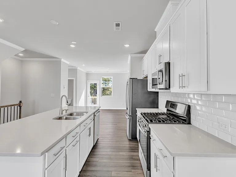 427 Carolina Springs Blvd — Photo 3