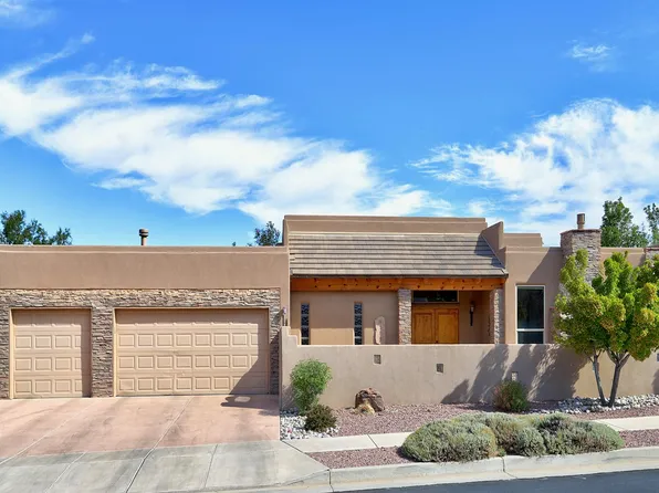 8109 Via Encantada NE, Albuquerque, NM 87122