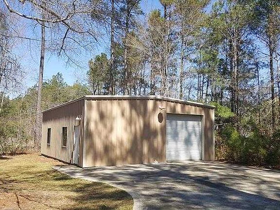 detached garage